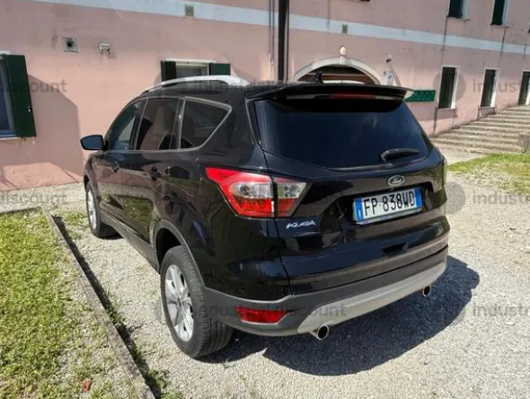 1#9377 Autovettura Ford Kuga