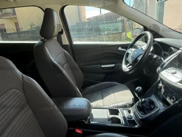 1#9377 Autovettura Ford Kuga