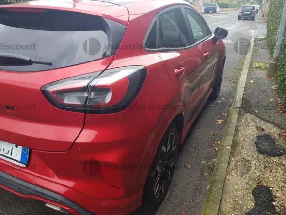2#9771 Autovettura Ford Puma