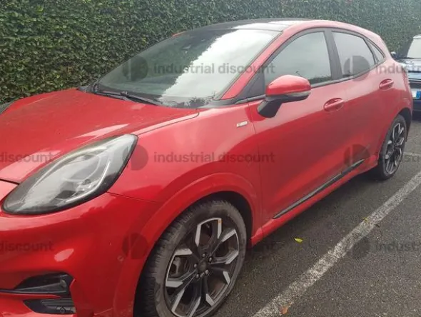 2#9771 Autovettura Ford Puma