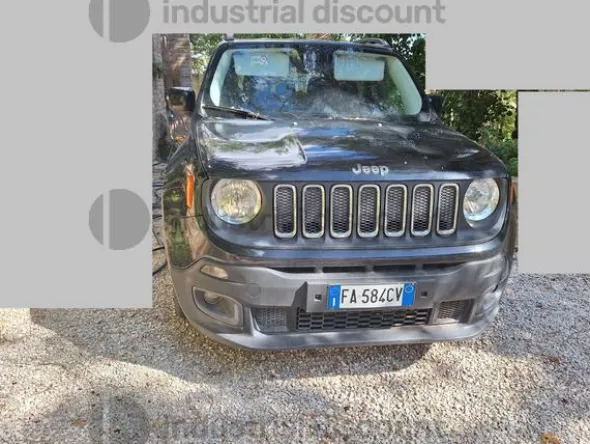 1#8499 Autovettura Jeep Renegade