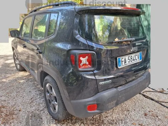 1#8499 Autovettura Jeep Renegade