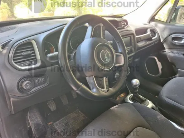 1#8499 Autovettura Jeep Renegade