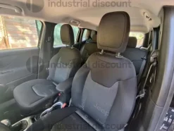 1#8499 Autovettura Jeep Renegade