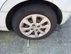 2#9280 Autovettura Kia Rio