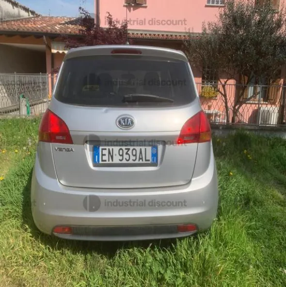 3#9214 Autovettura Kia Venga