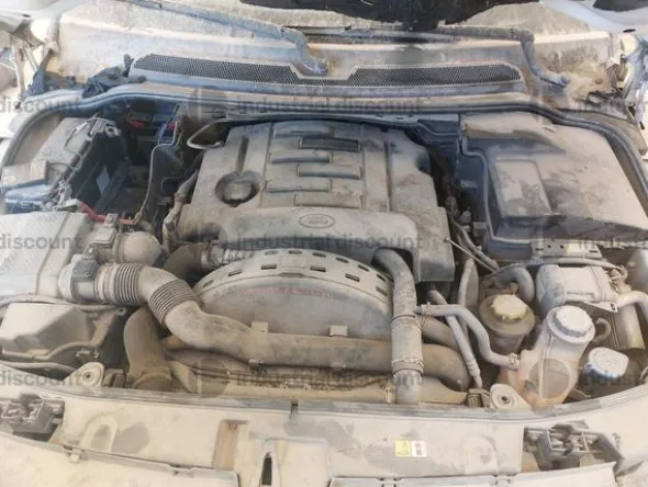 1#10006 Autovettura Land Rover
