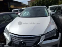2#8998 Autovettura Lexus