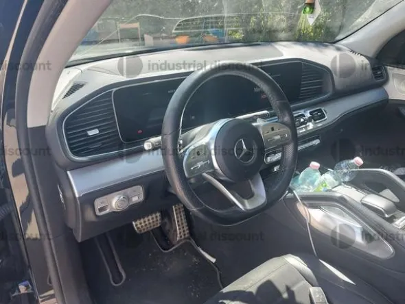 1#10041 Autovettura Mercedes