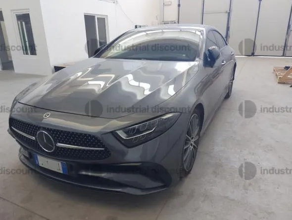 1#10102 Autovettura Mercedes Benz