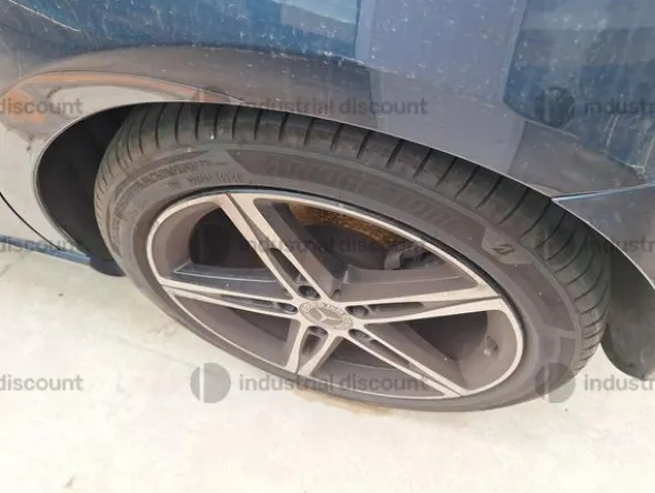 1#9853 Autovettura Mercedes-Benz A200d