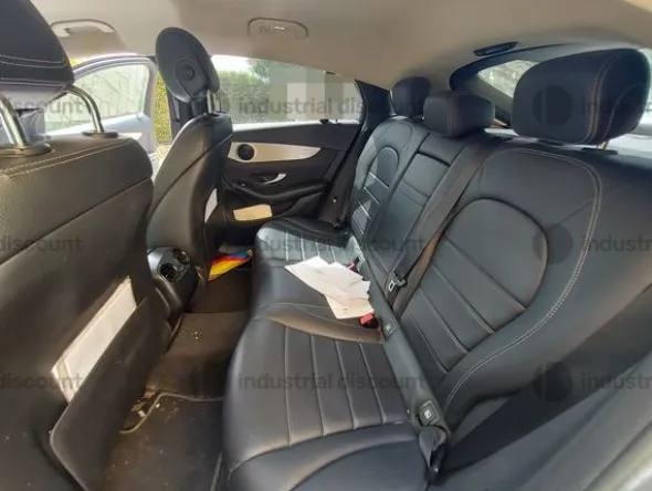 63#8980 Autovettura Mercedes Benz GLC220