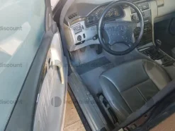 1#9766 Autovettura Mercedes E200