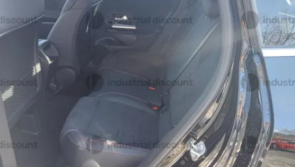 3#9847 Autovettura Mercedes GLA 200