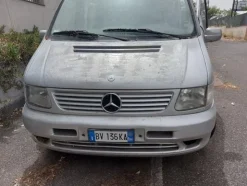 3#8644 Autovettura Mercedes V220