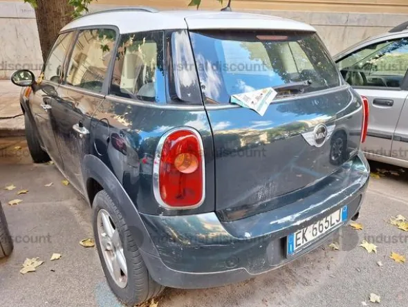 1#9689 Autovettura Mini Cooper Countryman