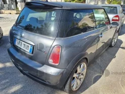 1#9545 Autovettura Mini Cooper S