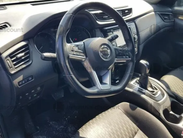 2#10040 Autovettura Nissan x-trail