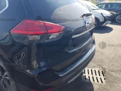 2#10040 Autovettura Nissan x-trail