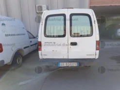 28#10019 Autovettura Opel Combo