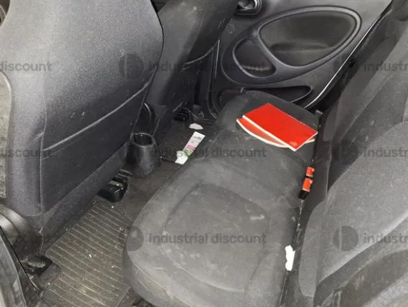 1#8813 Autovettura Opel Meriva e Autocarro Fiat Doblò