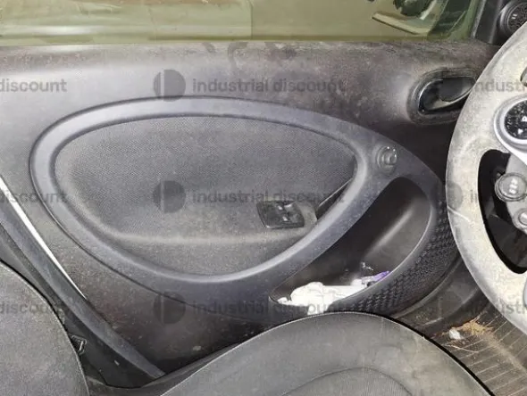 1#8813 Autovettura Opel Meriva e Autocarro Fiat Doblò