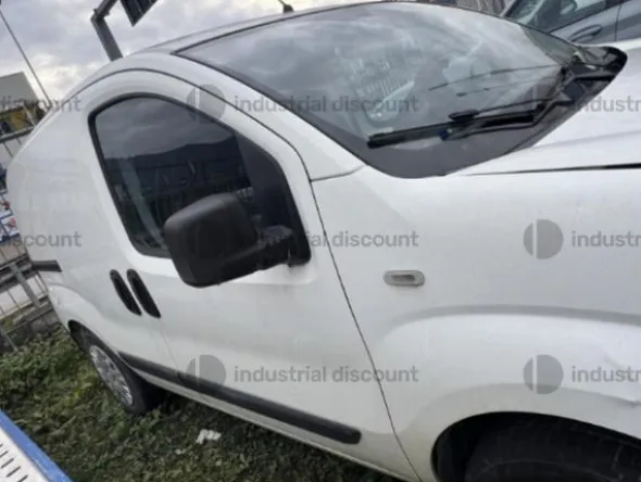 3#9986 Autovettura Peugeot