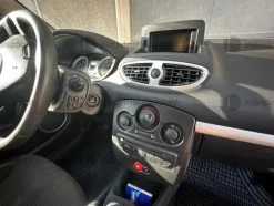 1#84731 Autovettura Renault Clio