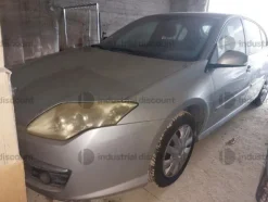 1#8749 Autovettura Renault New Laguna