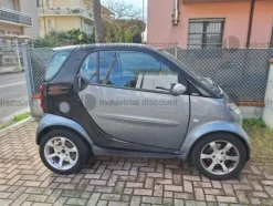 2#9452 Autovettura Smart Fortwo