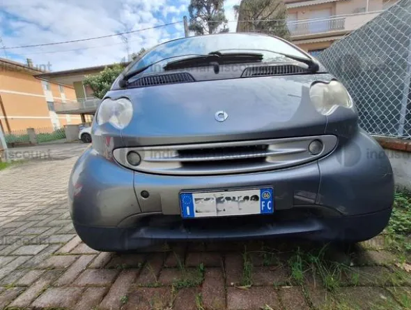 2#9452 Autovettura Smart Fortwo