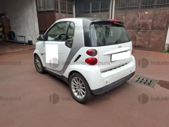 2#9232 Autovettura Smart Fortwo Coupe CDI