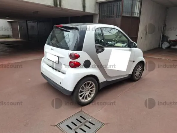2#9232 Autovettura Smart Fortwo Coupe CDI