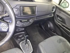 10#9480 Autovettura Toyota Yaris hybrid