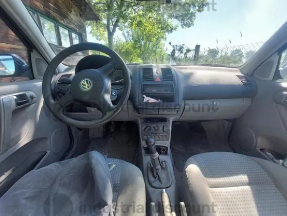 4#8673 Autovettura Volkswagen