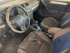 3#8895 Autovettura Volkswagen Golf
