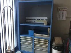 1#5221 Banchi da lavoro e accessori riparazione biciclette
