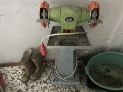1#5221 Banchi da lavoro e accessori riparazione biciclette