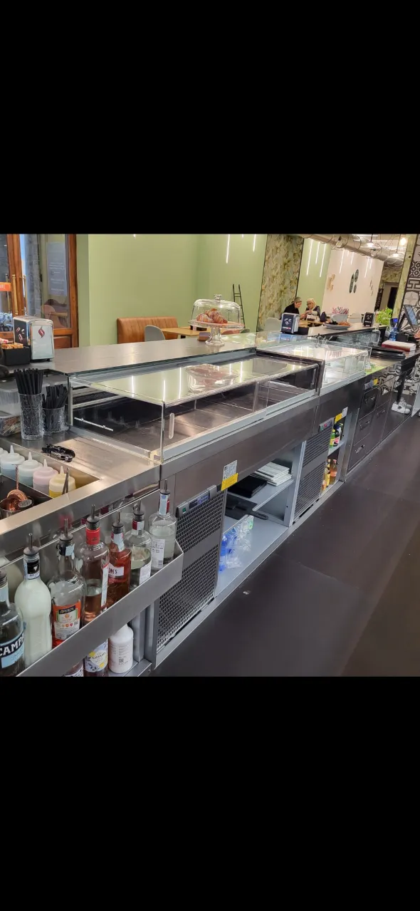 Bancone Bar completo