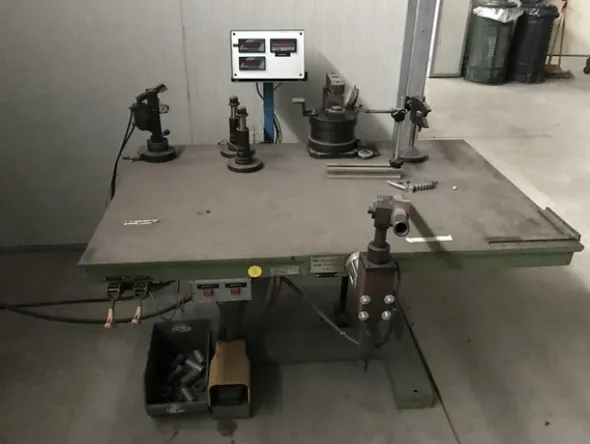 10#5221 Banco sagomatura Bike Machinery e sabbiatice Lampugnani