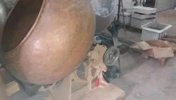 9#8370 Bassina con campana in rame per confetti