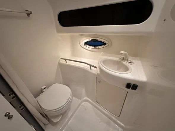 Bayliner 305