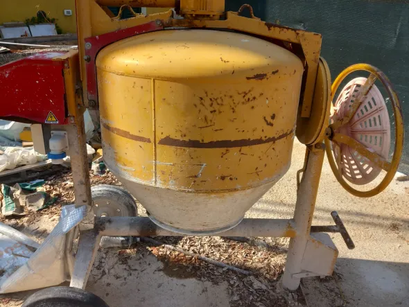 Betoniera 300 l monofase 220 volt