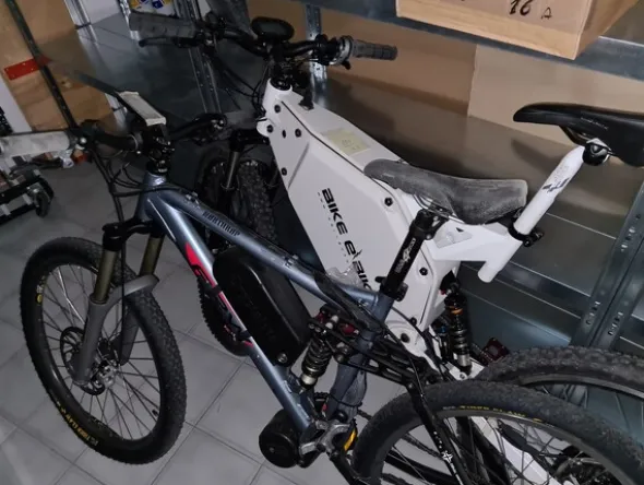 39#7255 Bici elettriche e moto elettrica