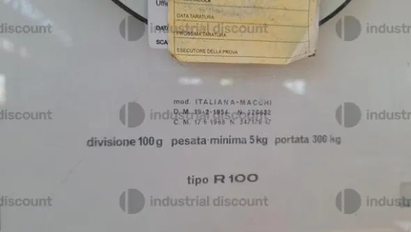29#9601 Bilancia Italiana Macchi R100
