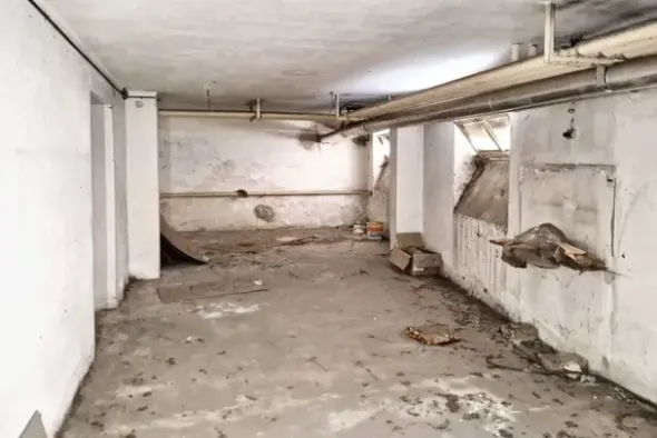 #23660 Blocco uffici pubblici in edifico polifunzionale