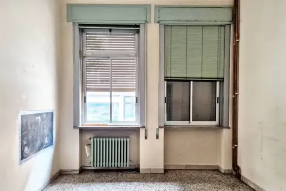 #23660 Blocco uffici pubblici in edifico polifunzionale