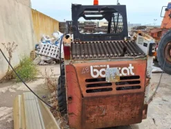 48#8350 BOBCAT MINI PALA