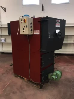 BO852 - 1130Caldaia a legna o a gasolio marca Sceat