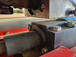 Bombatrice per lame di segatronchi - ISELI R410